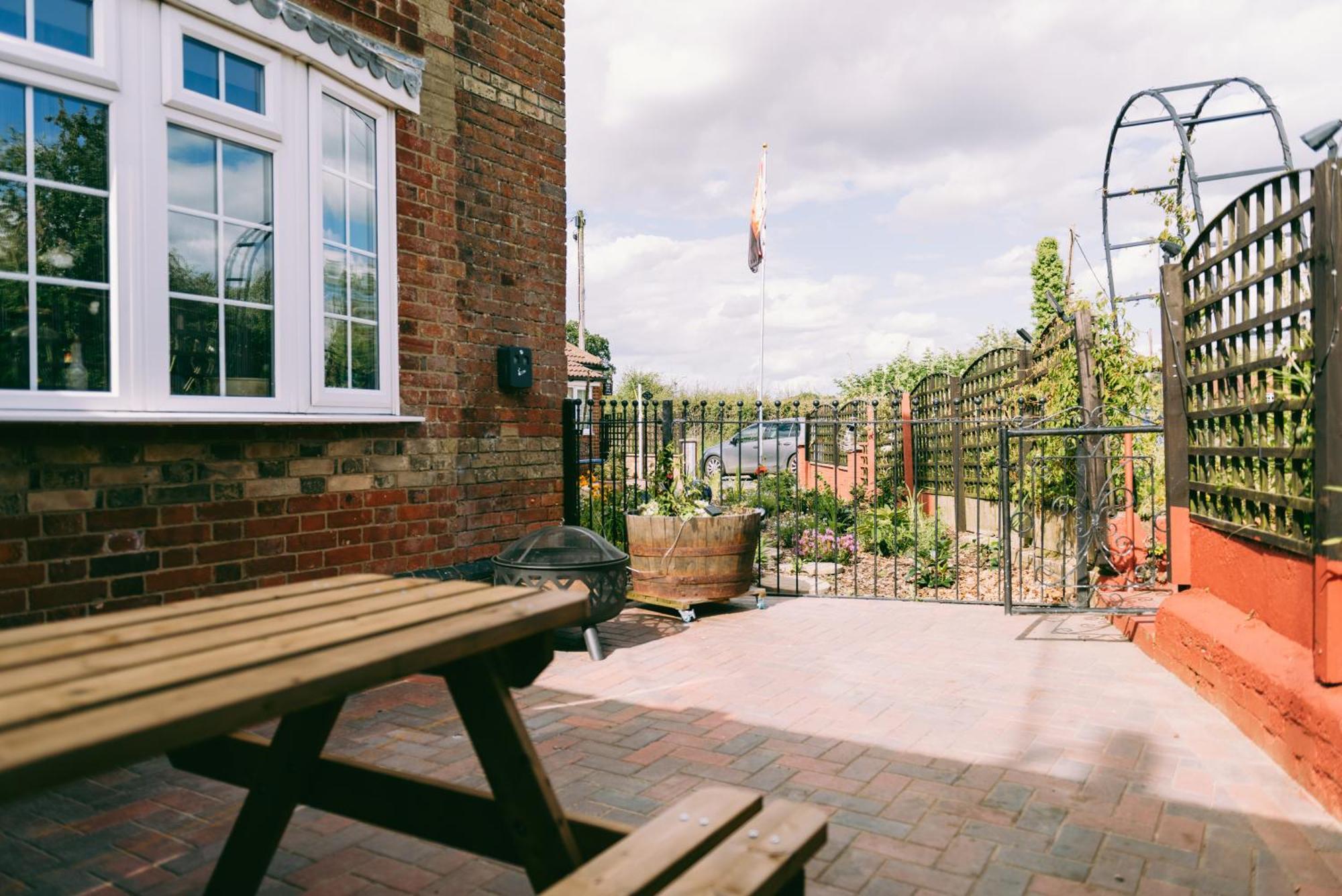 New Inn Lodge In Scarning Near Dereham Norfolk England Екстер'єр фото